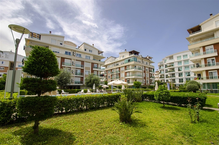 Wohnung 3+1 Duplex im Wohnbezirk Liman - Antalya 