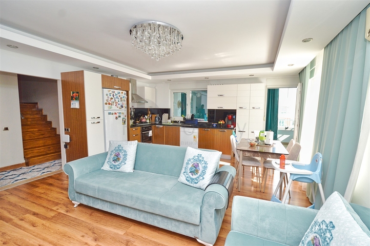 Wohnung 3+1 Duplex im Wohnbezirk Liman - Antalya 