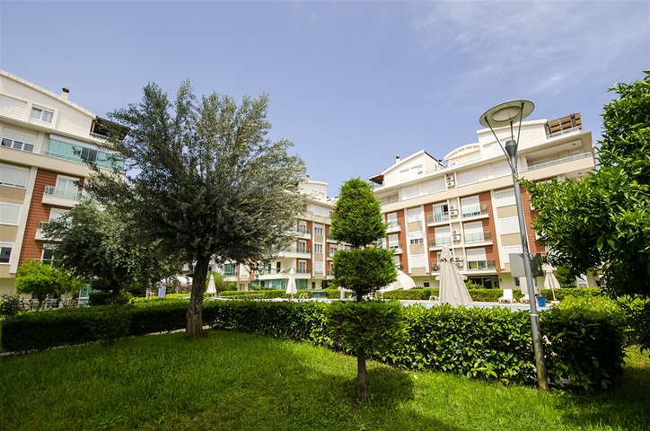 Wohnung 3+1 Duplex im Wohnbezirk Liman - Antalya 