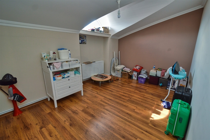 Wohnung 3+1 Duplex im Wohnbezirk Liman - Antalya 