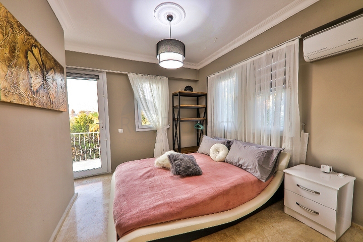 Villa mit 5+1 Pool in Fethiye 