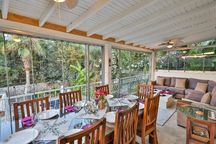 Villa mit 5+1 Pool in Fethiye 