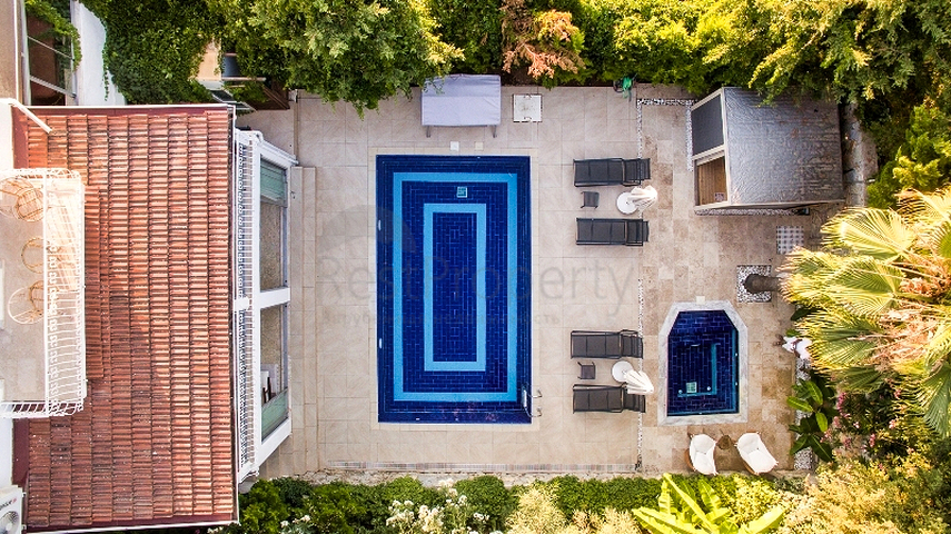 Villa mit 5+1 Pool in Fethiye 