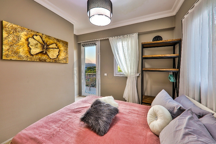 Villa mit 5+1 Pool in Fethiye 