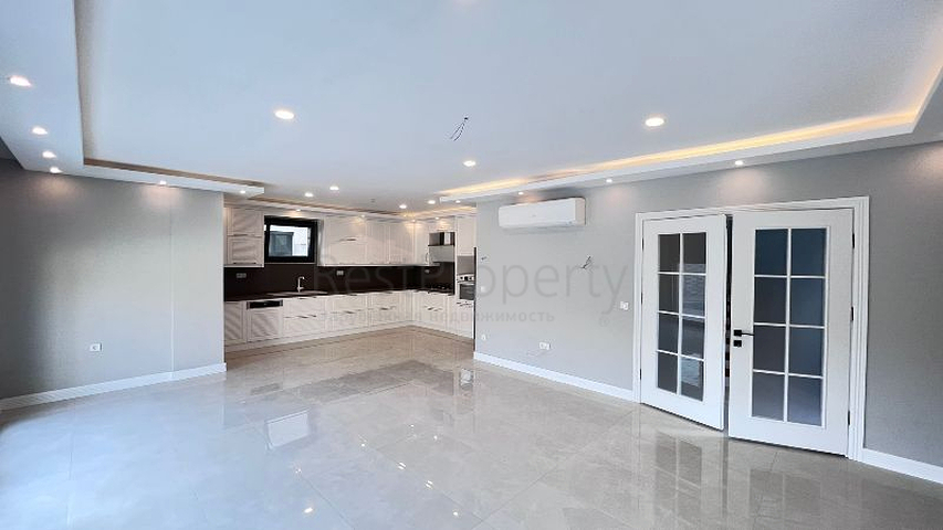 5+1 unmöblierte Villa in Fethiye 