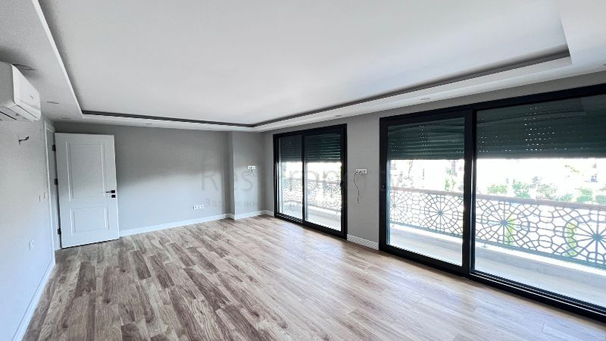 5+1 unmöblierte Villa in Fethiye 