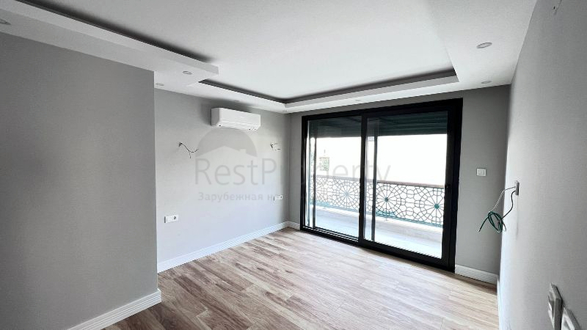 5+1 unmöblierte Villa in Fethiye 