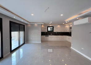 5+1 unmöblierte Villa in Fethiye 