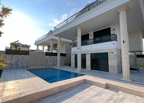 5+1 unmöblierte Villa in Fethiye 