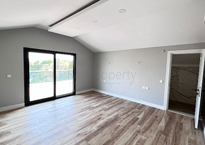 5+1 unmöblierte Villa in Fethiye 