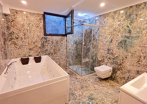 5+1 unmöblierte Villa in Fethiye 