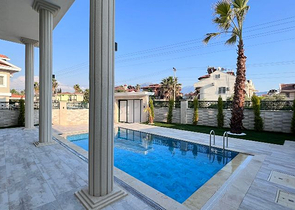 5+1 unmöblierte Villa in Fethiye 