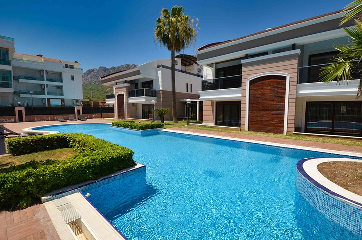 Luxusvillen mit 5+2 Grundrissen in Sarysu - Antalya  Luxusvillen mit 5+2 Grundrissen in Sarysu - Antalya