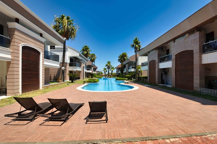 Luxusvillen mit 5+2 Grundrissen in Sarysu - Antalya  Luxusvillen mit 5+2 Grundrissen in Sarysu - Antalya