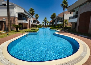 Luxusvillen mit 5+2 Grundrissen in Sarysu - Antalya  Luxusvillen mit 5+2 Grundrissen in Sarysu - Antalya