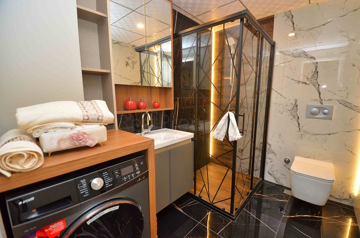 4+1 Wohnungen im Zentrum von Antalya 