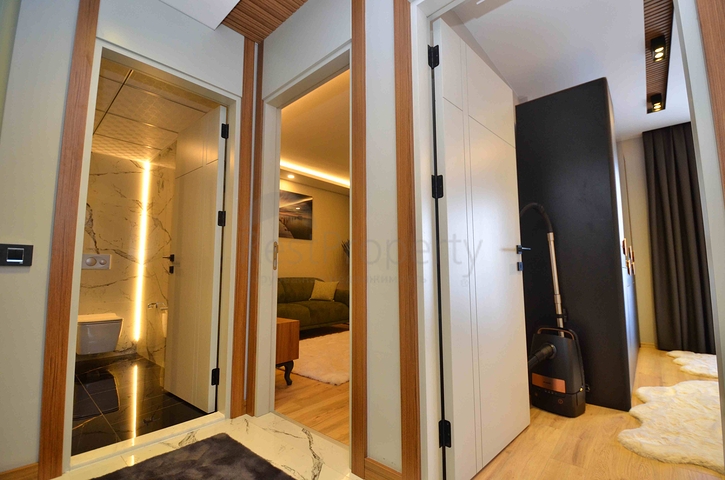 4+1 Wohnungen im Zentrum von Antalya 