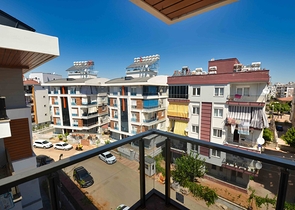 4+1 Wohnungen im Zentrum von Antalya 