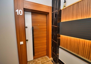 4+1 Wohnungen im Zentrum von Antalya 