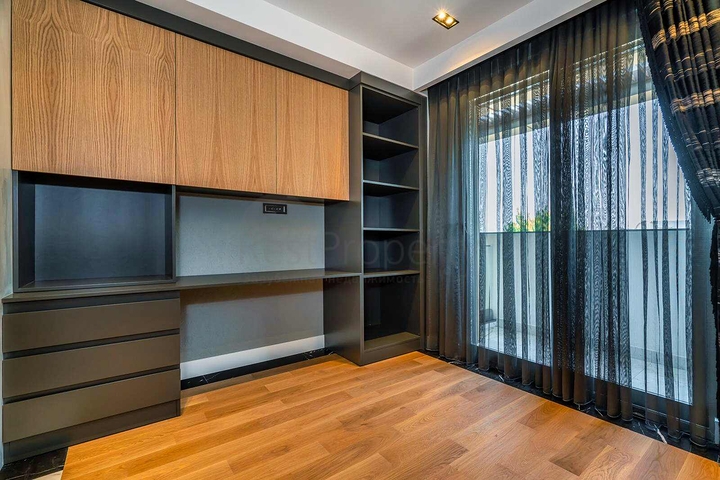 Geräumige Villa mit 6+1 Grundriss in der Region Doshemealty - Antalya 