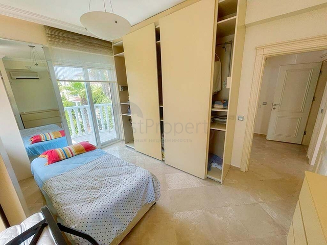 320 m2 große 3+1-Villa in Belek