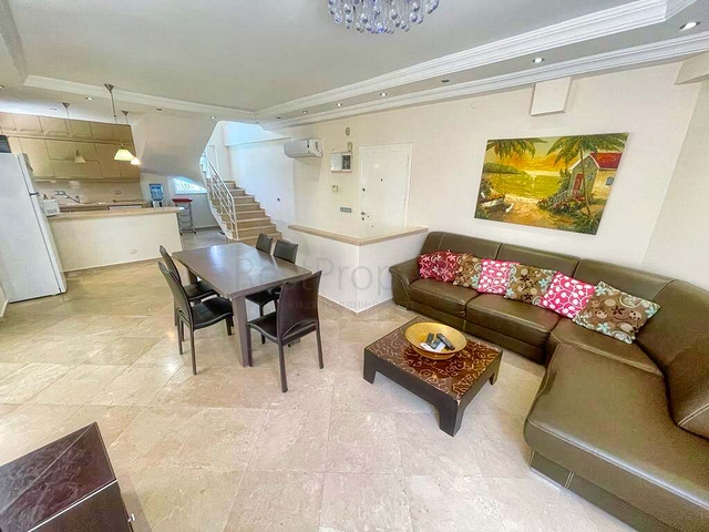 320 m2 große 3+1-Villa in Belek