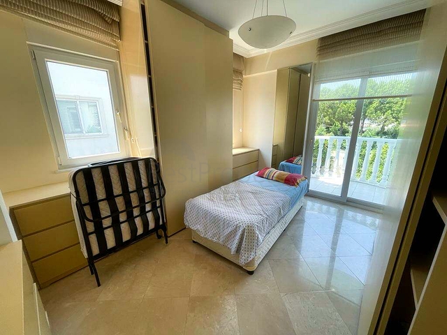 320 m2 große 3+1-Villa in Belek