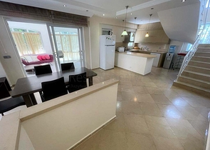 320 m2 große 3+1-Villa in Belek