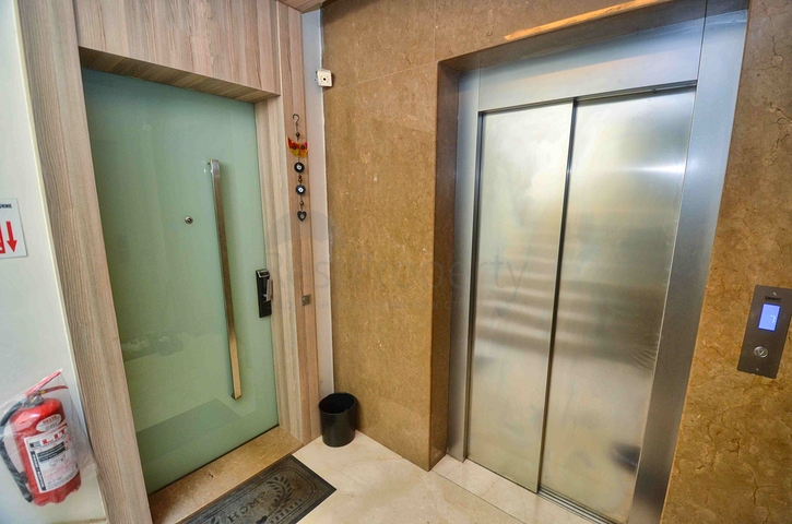 Wohnung mit 5+1 Grundriss in der Wohngegend Lara - Antalya 