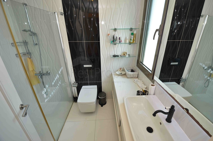 Wohnung mit 5+1 Grundriss in der Wohngegend Lara - Antalya 