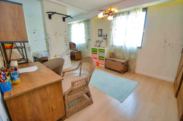 Wohnung mit 5+1 Grundriss in der Wohngegend Lara - Antalya 