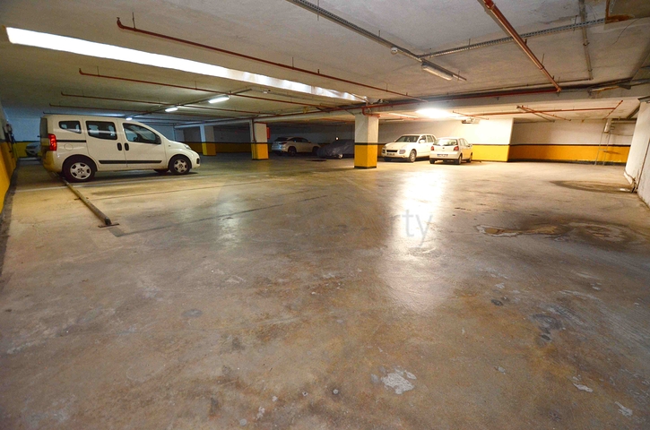 Wohnung mit 5+1 Grundriss in der Wohngegend Lara - Antalya 