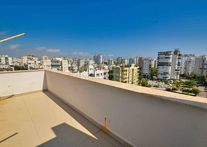 Wohnung mit 5+1 Grundriss in der Wohngegend Lara - Antalya 