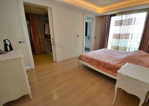 Wohnung mit 5+1 Grundriss in der Wohngegend Lara - Antalya 