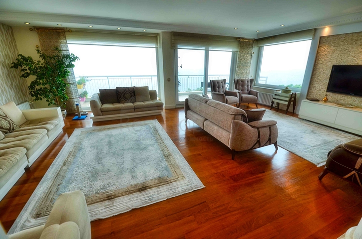 4+1 Wohnung im Stadtteil Bahçelievler - Antalya 