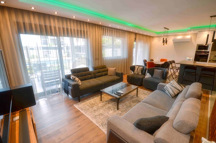 Geräumige 4+1-Villa im Stadtteil Kemer - Antalya 