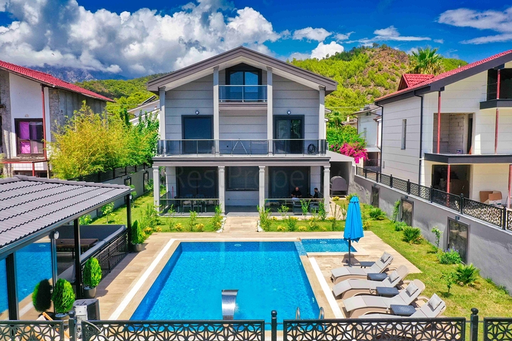 Geräumige 4+1-Villa im Stadtteil Kemer - Antalya 