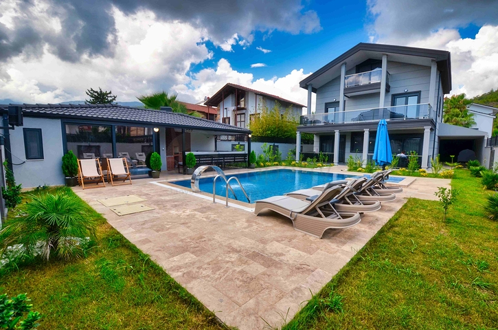 Geräumige 4+1-Villa im Stadtteil Kemer - Antalya 