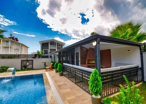 Geräumige 4+1-Villa im Stadtteil Kemer - Antalya 