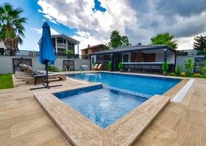 Geräumige 4+1-Villa im Stadtteil Kemer - Antalya 