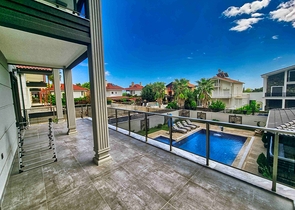 Geräumige 4+1-Villa im Stadtteil Kemer - Antalya 