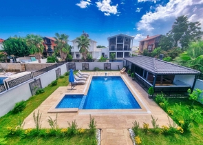 Geräumige 4+1-Villa im Stadtteil Kemer - Antalya 