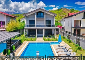 Geräumige 4+1-Villa im Stadtteil Kemer - Antalya 