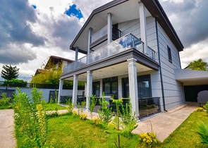 Geräumige 4+1-Villa im Stadtteil Kemer - Antalya 