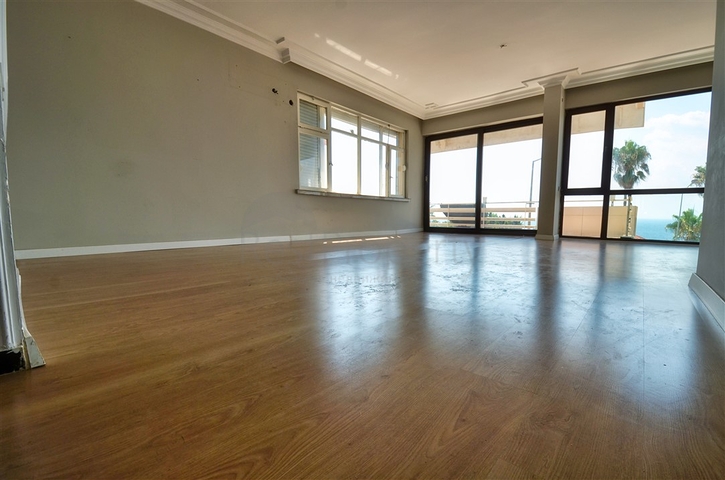 3+1 Wohnung im Zentrum von Antalya 