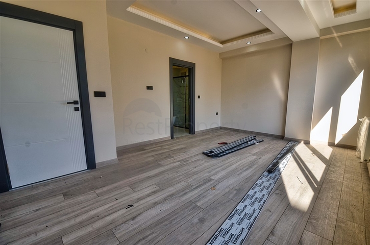 Apartments mit 6+1 Grundriss im Zentrum von Antalya 