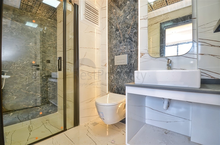 Apartments mit 6+1 Grundriss im Zentrum von Antalya 