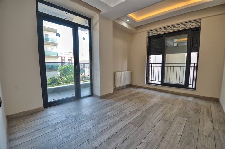 Apartments mit 6+1 Grundriss im Zentrum von Antalya 