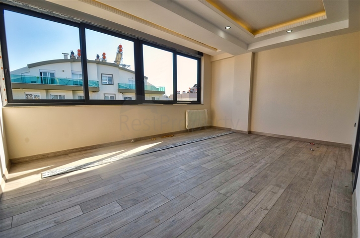 Apartments mit 6+1 Grundriss im Zentrum von Antalya 