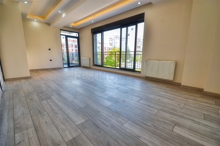 Apartments mit 6+1 Grundriss im Zentrum von Antalya 